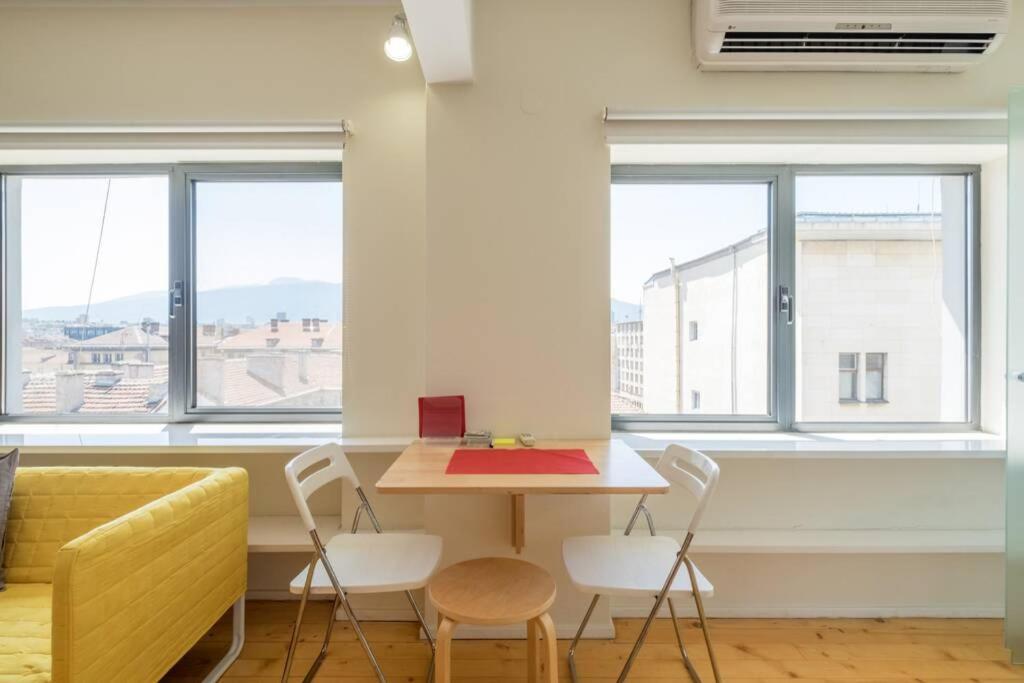 Home Is Where The Heart Is ~ 1-Bdr Central Charm Sofie Exteriér fotografie