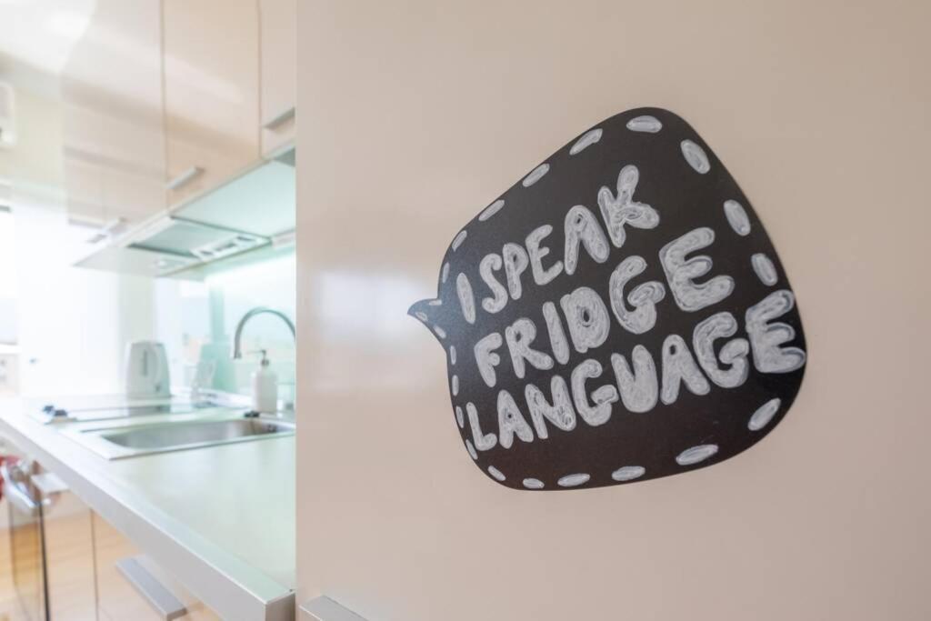 Home Is Where The Heart Is ~ 1-Bdr Central Charm Sofie Exteriér fotografie